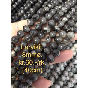 Larvikit. 8mm. 
