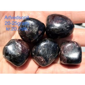 Arfvedsonit lommesten