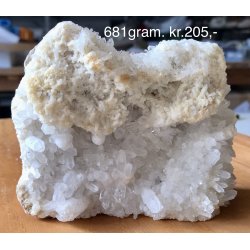 Stor bjergkrystal klynge, 681gram. 