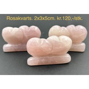 Rosakvarts. 2x3x5cm. 