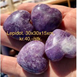 Lepidolit hjerte. 30x30x15mm. 