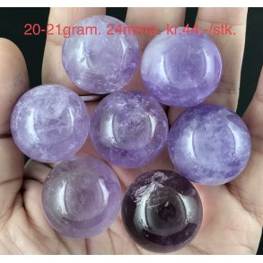 Ametyst sm kugle 20-21gram. 24mm. 