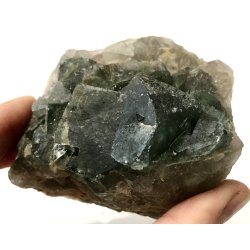 Grn flourit kubus klynge. 411gram. 