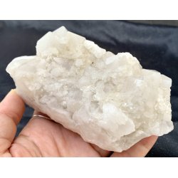 Snekvarts klynge, 474gram. 