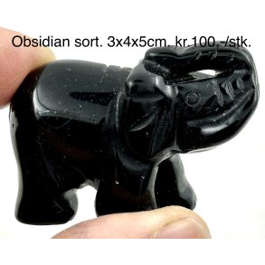 Obsidian sort. 3x4x5cm. 