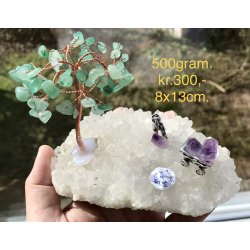Bjergkrystal+ametyst, aventurin tr med minerarbejde, 500gram. 