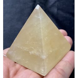 Honning calcit pyramide-1