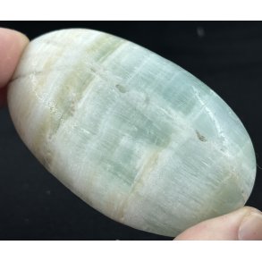 Caribisk calcit palmstone -18, 115gram. 