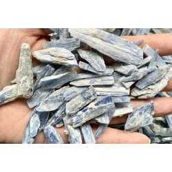 Sm r cyanit krystal 3-10gram/stk. pris  pr. 50gram. 