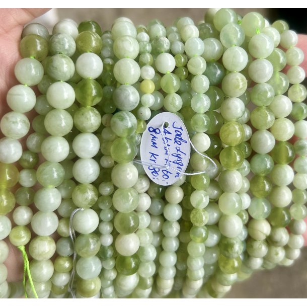 Jade lysegr�n 4mm. 