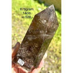 Stor rgkvarts trn 676gram. 15cm. 