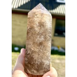 Stor rgkvarts trn 674gram. 14cm. 