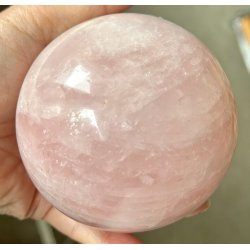 Rosakvarts kugle 1,06kg. 95mm. 