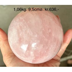 Rosakvarts kugle 1,06kg. 95mm. 