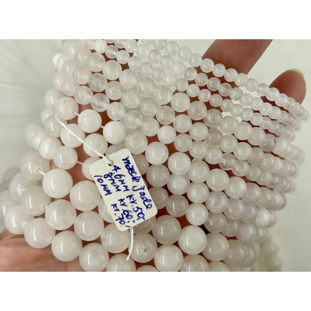 M�lk jade 10mm. 