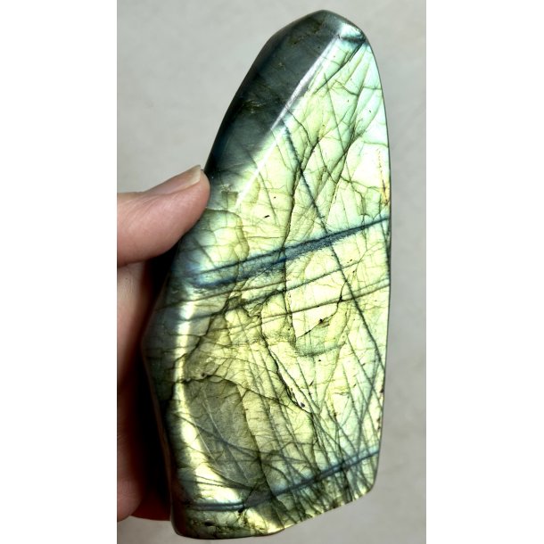 Stor labradorit freeform 540gram. 