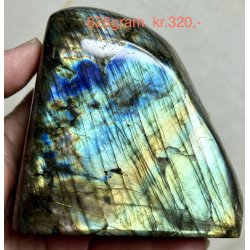 Stor labradorit freeform 628gram.  