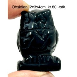 Sort obsidian. 2x3x4cm. 