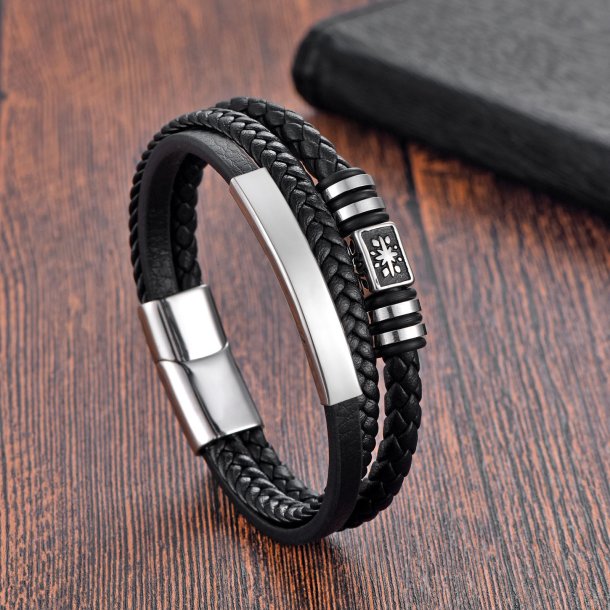 Okselder armbnd m/stlls+charms-32, 21cm. 