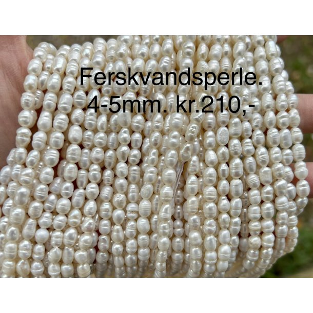 Ferskvandsperle ca.38cm. 4-5mm. 
