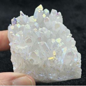 Engle aura bjergkrystal klynge 132gram. 