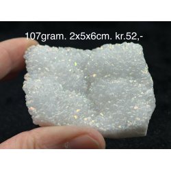 Engle aura bjergkrystal klynge 107gram. 