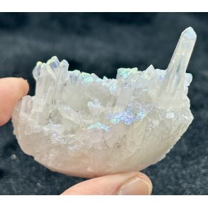 Engle aura bjergkrystal klynge 78gram. 