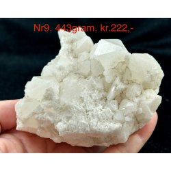 Snekvarts klynge-9, 443gram. 