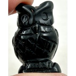 Sort obsidian. 2x3x4cm. 