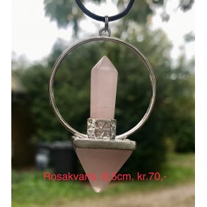 mineralsten pyramide veghng